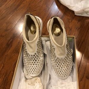 Michael kor sneakers wore one time